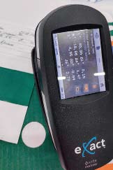 Спектроденситометр X-Rite eXact при сравнении результатов печати